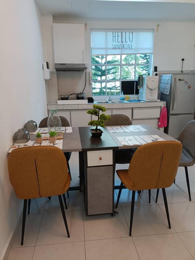 Home Feel-Hibiscus Suites Kampar Bagian luar foto